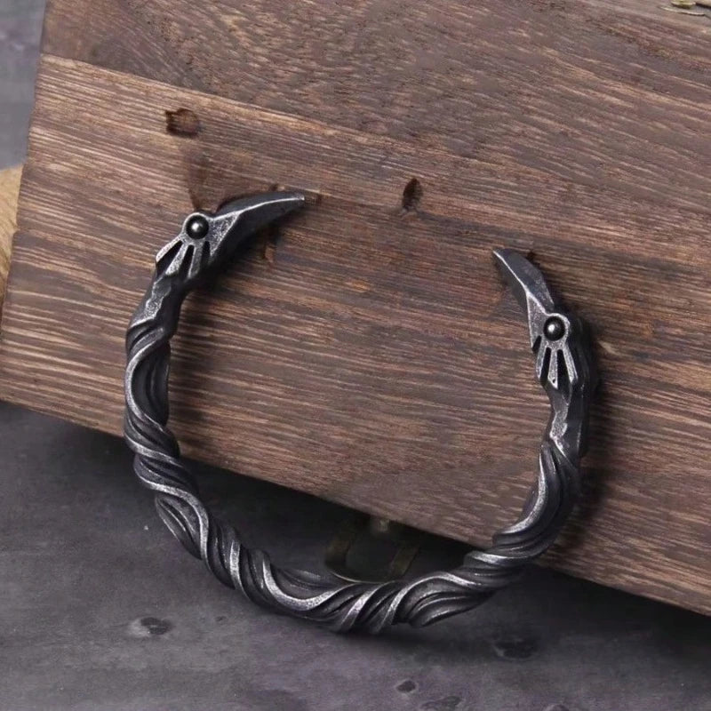 Men's Retro Heavy Industry Design Black Patterned Open Bracelet Personalized and Creative Holiday Party Accessories Jewelry
